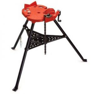 BANC DE PLOMBIER AVEC ETAU